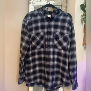 Aritzia TNA Hooded Plaid Boyfriend Fit Shirt Large 💯 Cotton